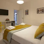 ベッド・アンド・ブレックファスト Yourhome - Maison Nonna Anna 4*