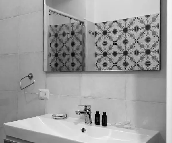 Yourhome - Maison Nonna Anna 住宿加早餐酒店 4*