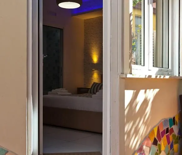 Bed & Breakfast Yourhome - Maison Nonna Anna 4*