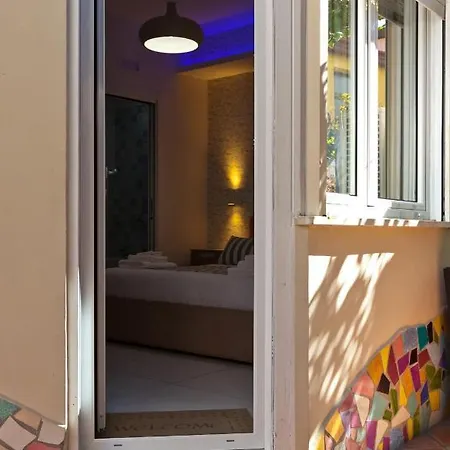 Bed & Breakfast Yourhome - Maison Nonna Anna 4*